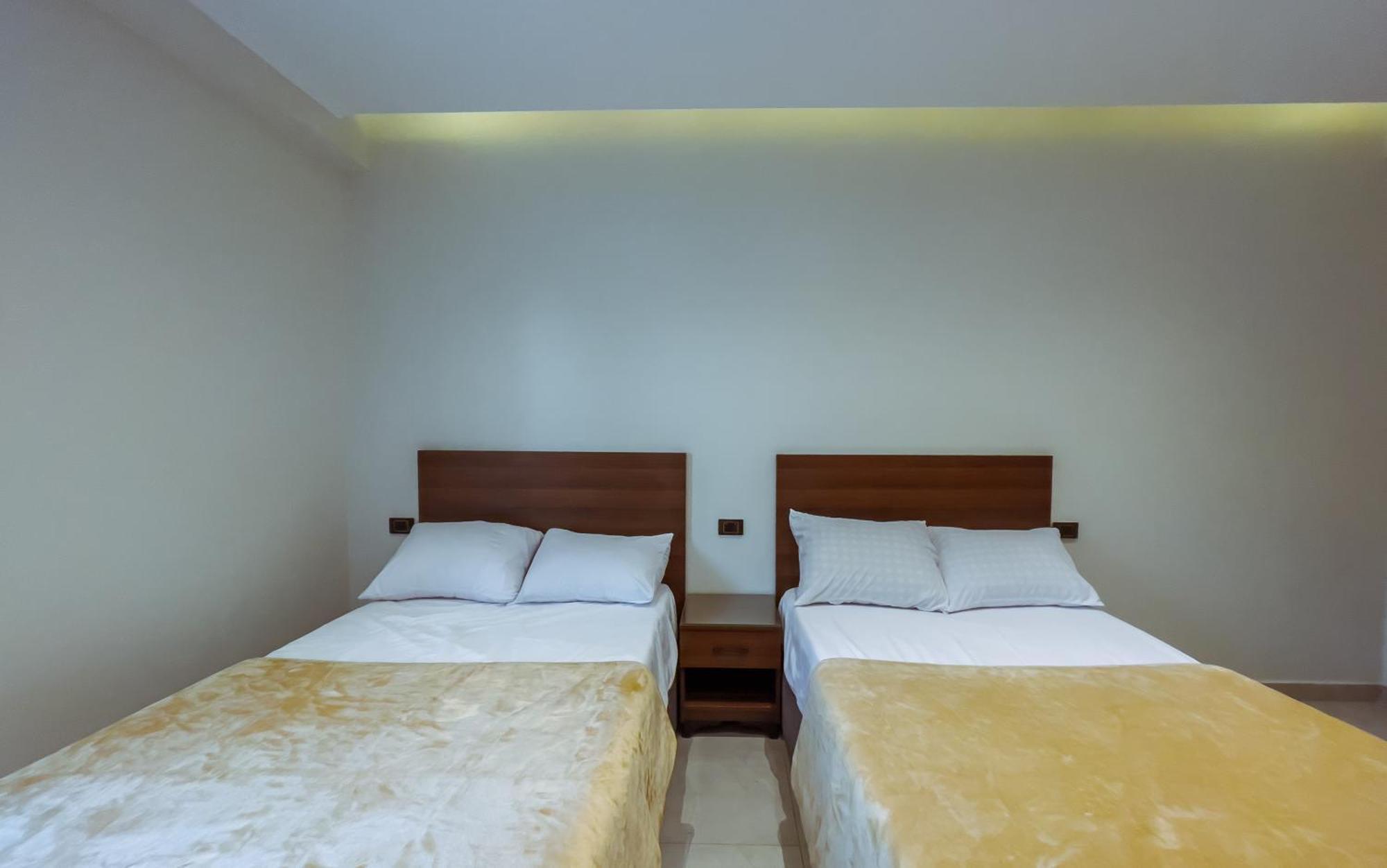 King Khufu Pyramids View Hotel Kafret el-Gabal Zimmer foto